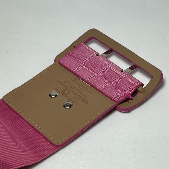 Jessica Simpson Pink Belt Faux Reptile Leather Stretch Cinch Elastic Size Medium - Picture 3 of 8